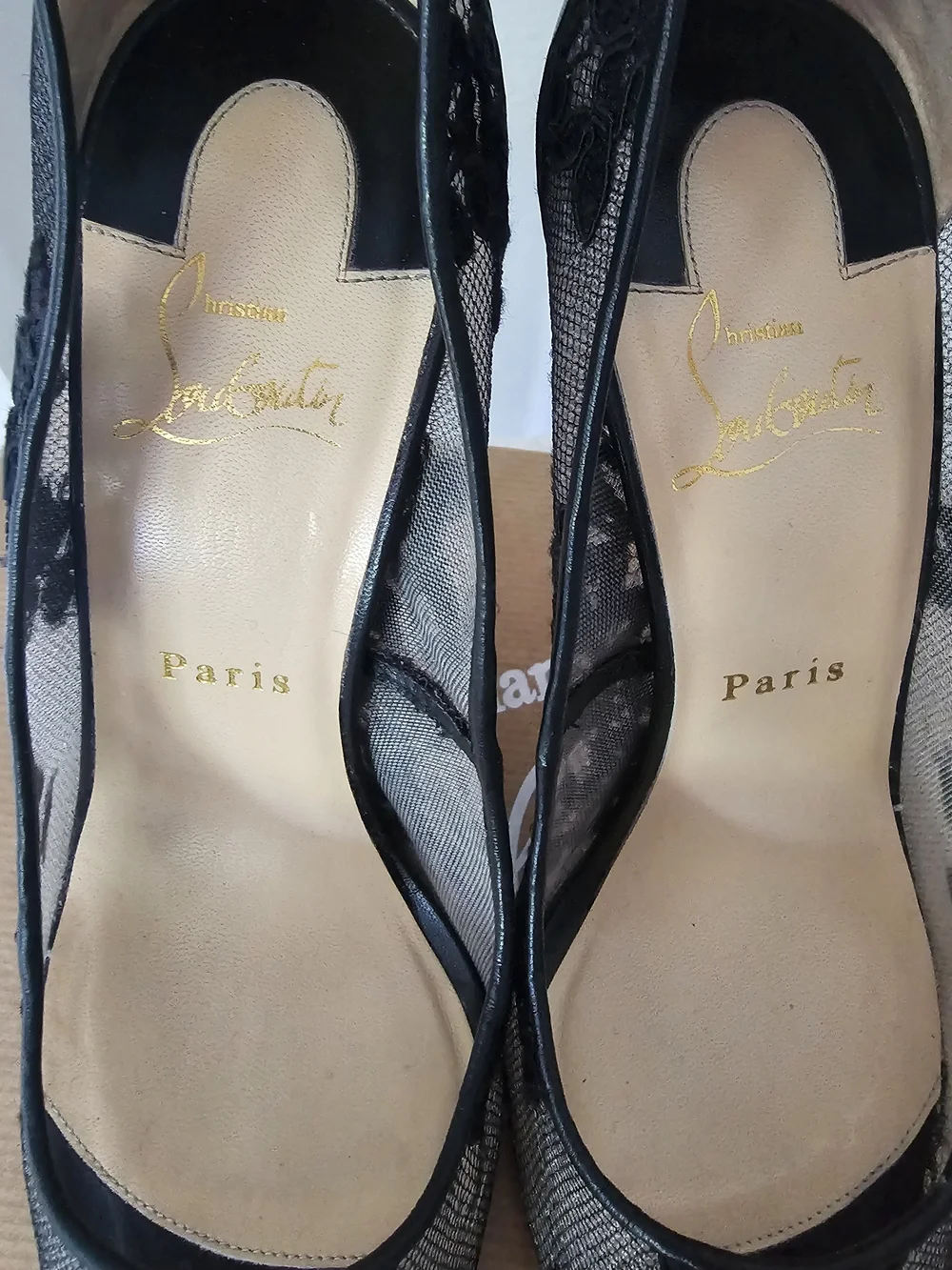 Miss Z Pointy Toe Lace Pump Christian Louboutin Size 39